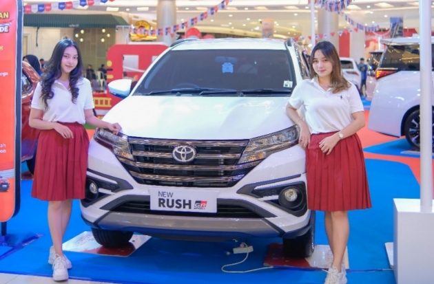 Kalla Toyota Meriahkan Hari Kemerdekaan RI dengan Kompetisi Hias Mobil