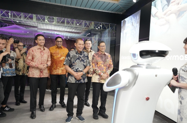 Indosat Resmikan AI Experience Center Pertama di Indonesia