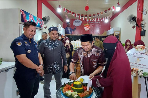 Rangkul Pelaku UMKM, Toko Oleh-oleh Rasa Hadir di Maros