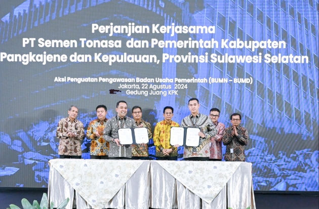 PT Semen Tonasa & Pemkab Pangkep Teken Kerja Sama untuk Pemanfaatan RDF