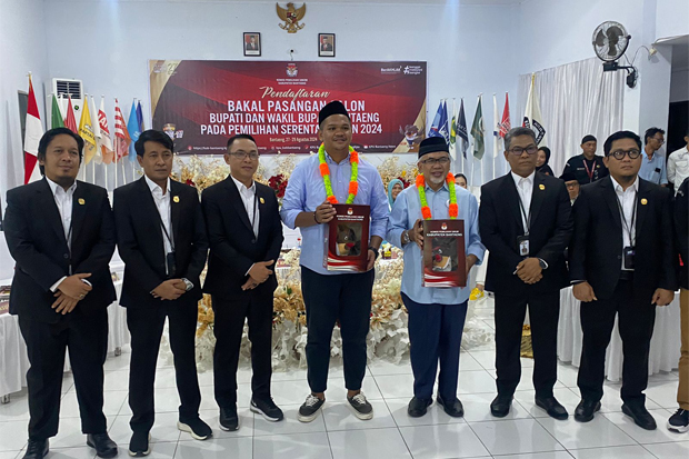 Mendaftar ke KPU Bantaeng, Paket Uji-SAH Diusung 5 Parpol Koalisi