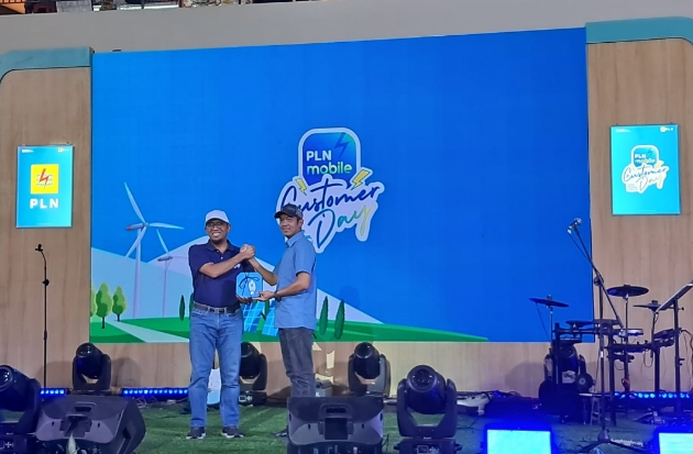 Semarak PLN Mobile Customer Day di Makassar: Talkshow hingga Bagi-bagi Hadiah