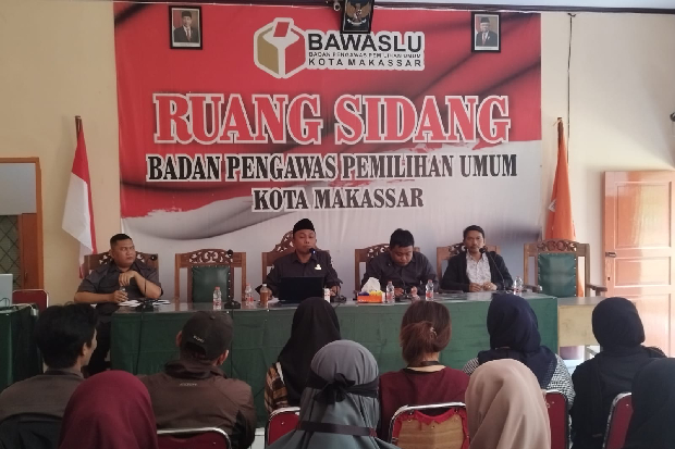 Evaluasi Pendaftaran PTPS, Bawaslu Makassar Rakor dengan Panwascam