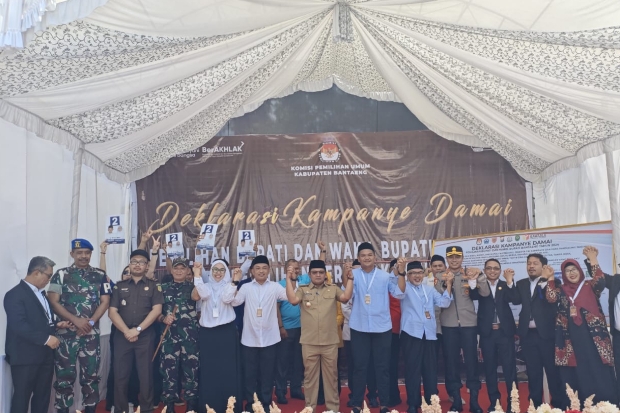 Pj Bupati Bantaeng Hadiri Rapat Pleno Pengundian Nomor Urut Paslon