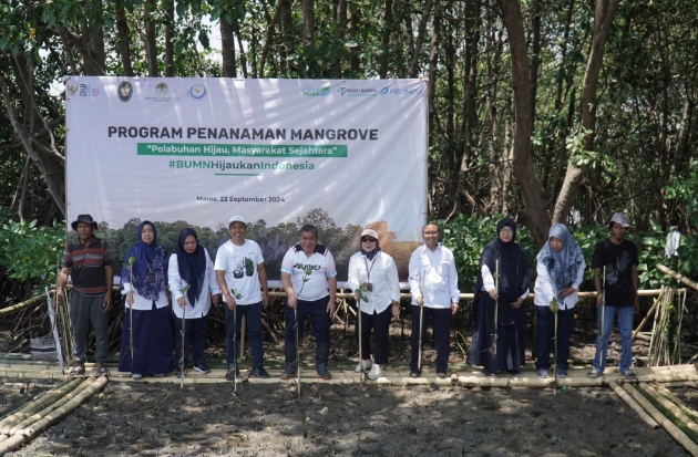 Lestarikan Ekosistem Pesisir, Pelindo Regional 4 Tanam Mangrove di Lahan 12,5 Hektare