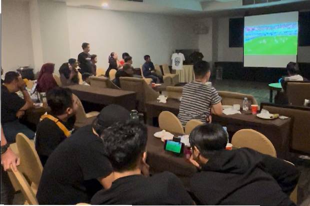 Dozer Sulsel Nobar Bahrain vs Timnas, 2 Gol Indonesia Pertanda Baik