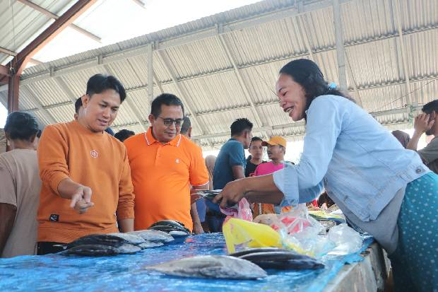 Abang Fauzi Siap Kembangkan Pasar Kapidi dari Segi Penataan dan Fasilitas