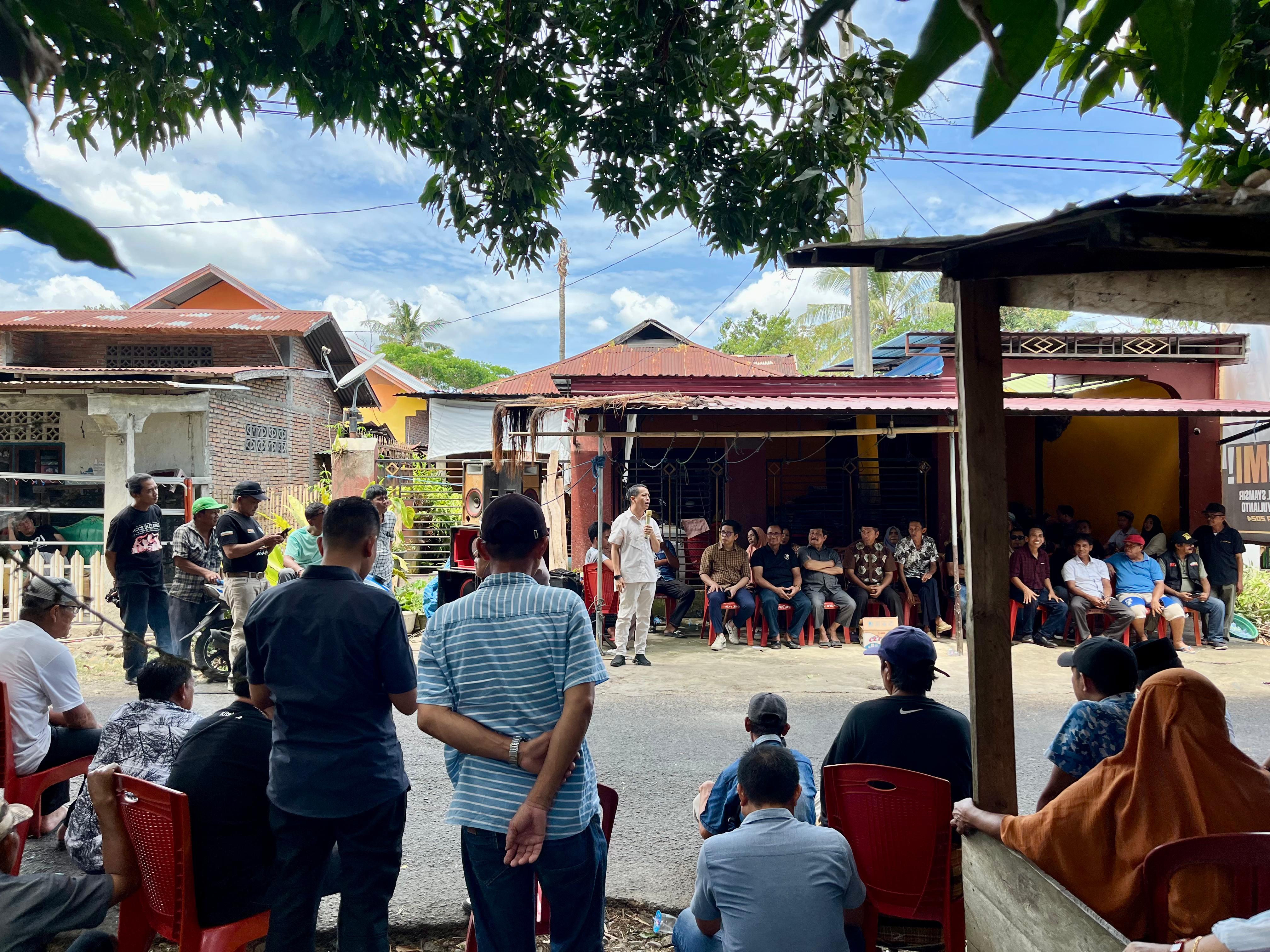 Warga Bonto Raja Keluhkan Kondisi Jalan dan Kelangkaan Pupuk ke JMS-Tomy