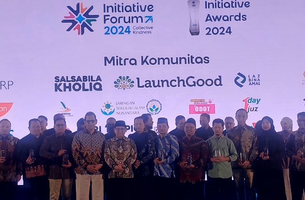 Dukung Pemerintah Daerah, Pelindo Regional 4 Raih Initiative Award 2024