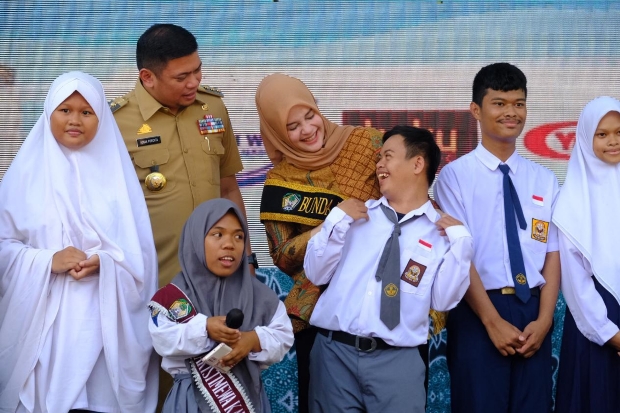 Puluhan Siswa SLB Ikut Tampil di Panggung Perayaan HAN 2024