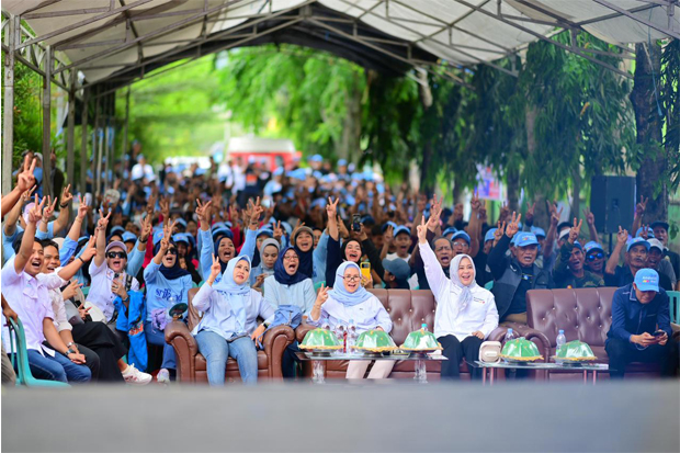 Fatmawati Disambut Hangat di Enrekang, Mantan Bupati Serukan Dukungan Pasangan Nomor 2