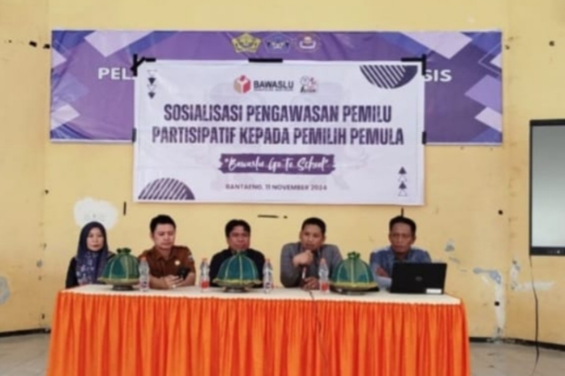 Gaet Suara Pemilih Pemula, Bawaslu Gelar Go To School di SMA Negeri 4 Bantaeng