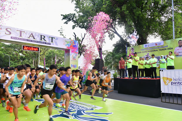 Dilepas Pj Gubernur, Pelajar Sulsel Antusias Ikuti High School Marathon