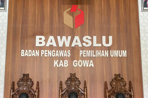 Pakai Rompi Identik Paslon, Bawaslu Gowa Teruskan Dugaan Pelanggaran Netralitas Seklur ke BKN