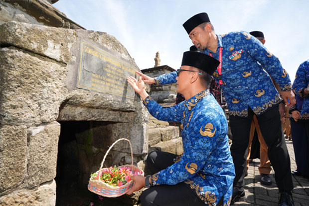 Pj Gubernur Sulsel Ziarah Makam Ulama, Raja dan Sultan Hasanuddin