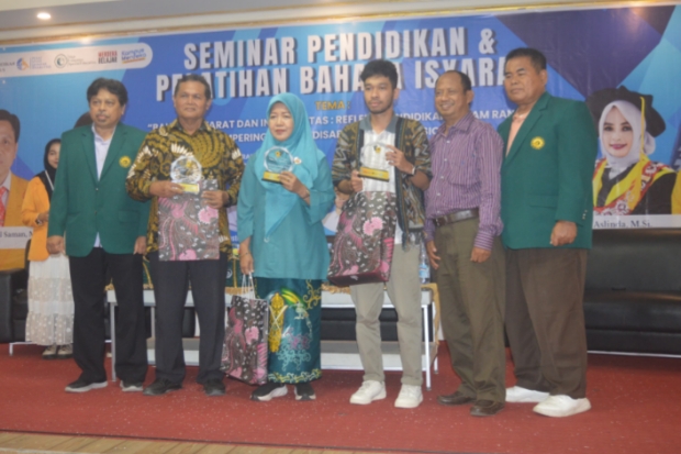 Dorong Kesadaran Bahasa Inklusi, PKh FIP UNM Gelar Seminar