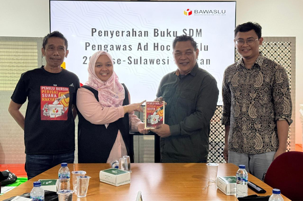 Dokumentasi Pengawasan, Bawaslu Sulsel Terbitkan Buku Pemilu Bersih Perisai Suara Rakyat