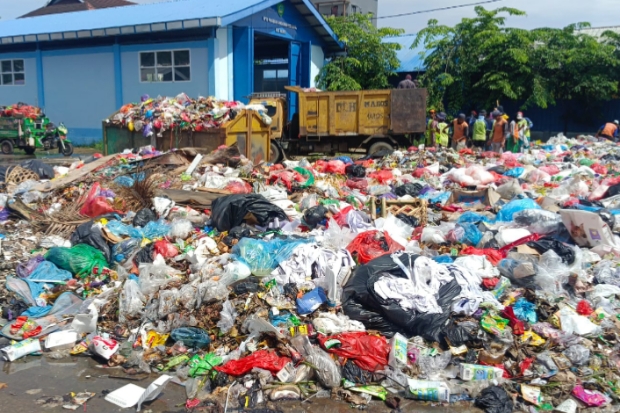 Sampah Menumpuk di TPS, DPRD Maros Warning Bahaya Dampaknya