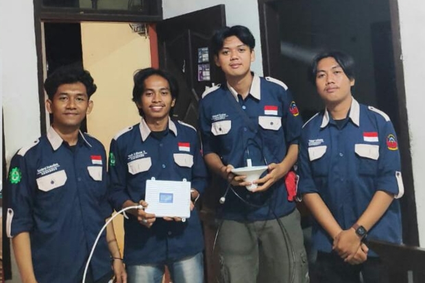 Mahasiswa Teknik Telekomunikasi PNUP Buat Jaringan Dusun Mario Capai 4G