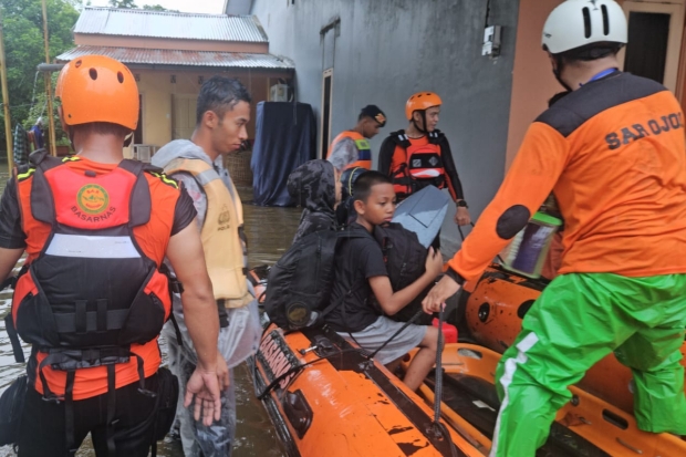 Dinas Sosial Makassar Dirikan Dapur Umum Buat 1.611 Korban Banjir