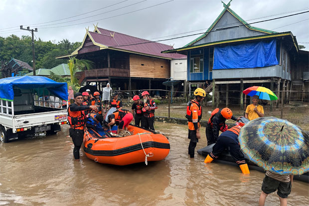 Basarnas Fokus Evakuasi Warga Terdampak Banjir di Empat Daerah