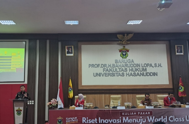 Kuliah Pakar di Unhas, Kepala BPOM RI Beri Dukungan Menuju World Class University