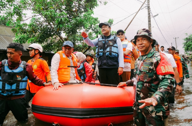 Menteri Sosial Salurkan Bantuan Rp5,4 Miliar untuk Korban Banjir Sulsel di Hari Natal