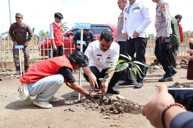 Pj Bupati Pinrang Ajak Masyarakat Dukung Swasembada Pangan Nasional