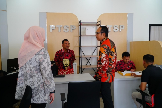 Kanwil Kemenkum Sulsel Evaluasi Layanan KI di MPP Gowa