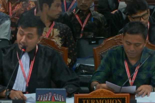 KPU Palopo Jelaskan Kronologi Perubahan Status Syarat Administrasi Trisal di Sidang MK