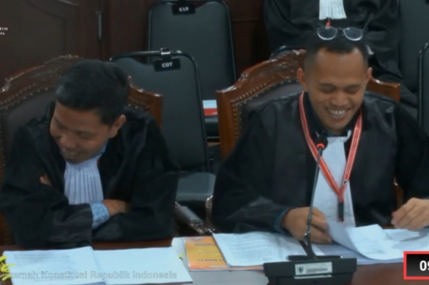 Celetuk Hakim MK dalam Sidang PHPU Jeneponto, Singgung Berkas Tebal hingga Fee