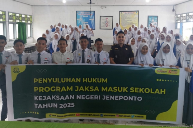 Kejari Jeneponto Gelar Penyuluhan Hukum Melalui Jaksa Masuk Sekolah