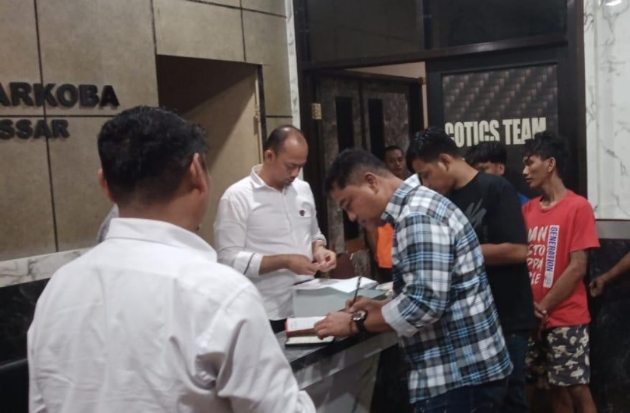 Tim Satgas Narkoba Deninteldam XIV/Hasanuddin Bekuk Tiga Terduga Pengedar Sabu