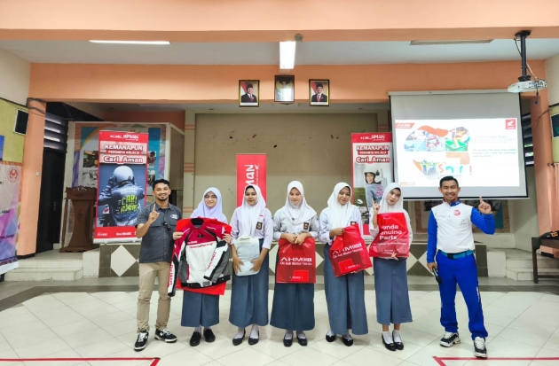 Astra Motor Sulsel Edukasi Keselamatan Berkendara di SMKN 8 Makassar