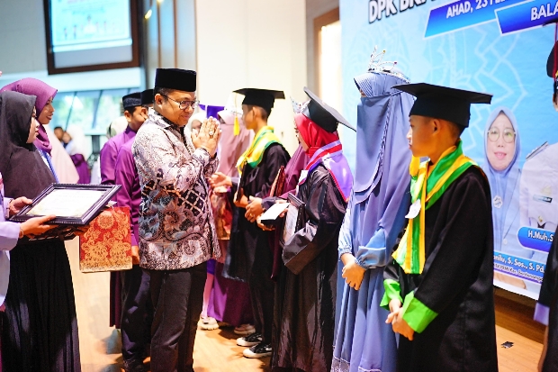 Hadiri Wisuda Santri BKPRMI, Wabup Gowa: Mereka Generasi Penerus Bangsa