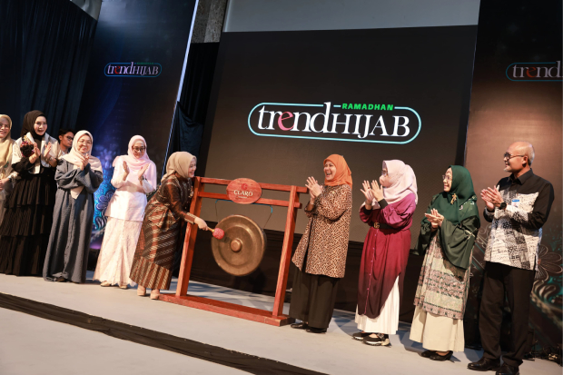 Dukung UMKM dan Fashion Muslimah, Aliyah & Melinda Hadiri Trend Hijab Expo Ramadan 2025