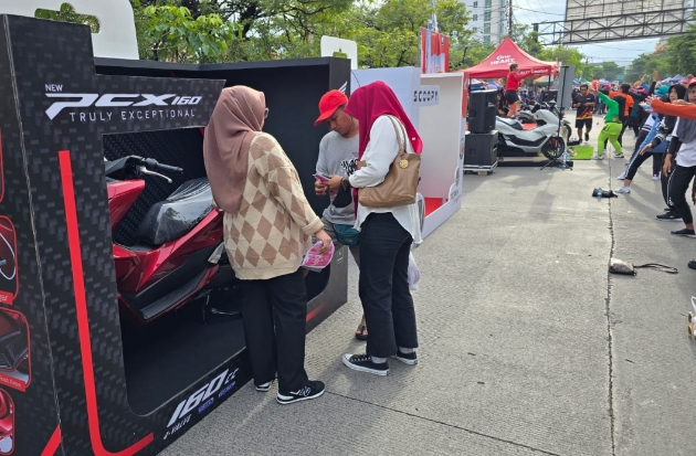 Box Eksklusif Astra Motor Sulsel Curi Perhatian di CFD Makassar dan Gowa