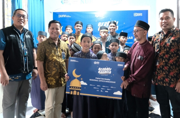 BRI RO Makassar Berbagi Bahagia di Bulan Ramadan dengan Aksi Sosial