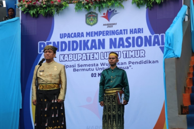 Bupati Lutim Umumkan Kenaikan Beasiswa dan Program Seragam Gratis di Hardiknas
