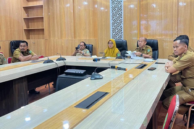 Wabup Puspawati Hadiri Rapat Virtual Penguatan Pengawasan Perizinan Daerah