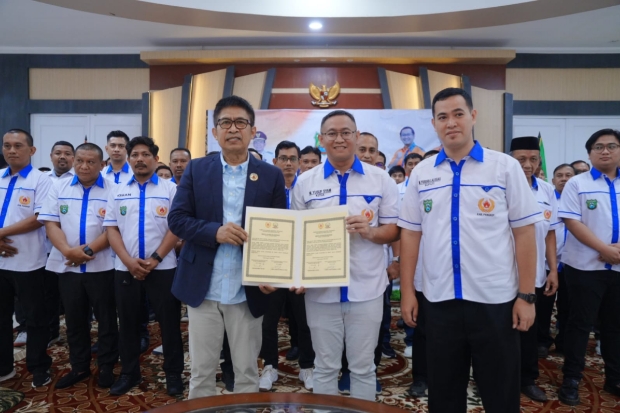 Pengurus KONI Pangkep Dilantik, Target Pertahankan Posisi Dua Porprov Sulsel