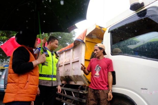 Pemkab Gowa Tindak Tegas Truk Angkutan Tambang Melebihi Tonase