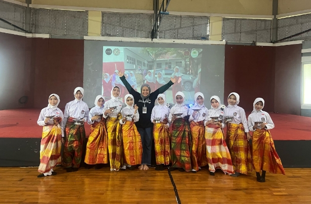 Makkunrai Institute Beri Beasiswa Seni ke Anak-anak Makassar di Momen Harkitnas
