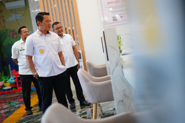 Andi Basmal Tekankan Konsistensi Layanan Prima di Kanwil Kemenkum Sulsel