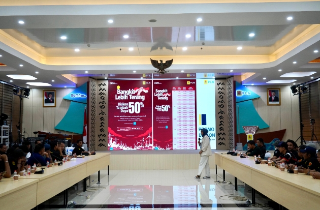 PLN Sosialisasi Digitalisasi Layanan & Promo Tambah Daya ke Pengemudi Mobil Online
