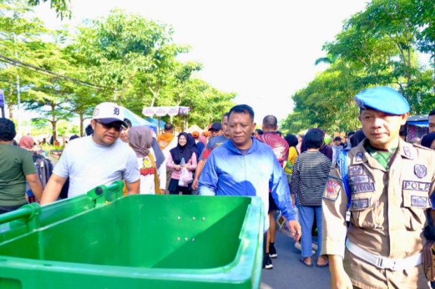 Tinjau Pelaksanaan CFD, Wabup Gowa Pastikan Pengelolaan Sampah Berjalan Maksimal