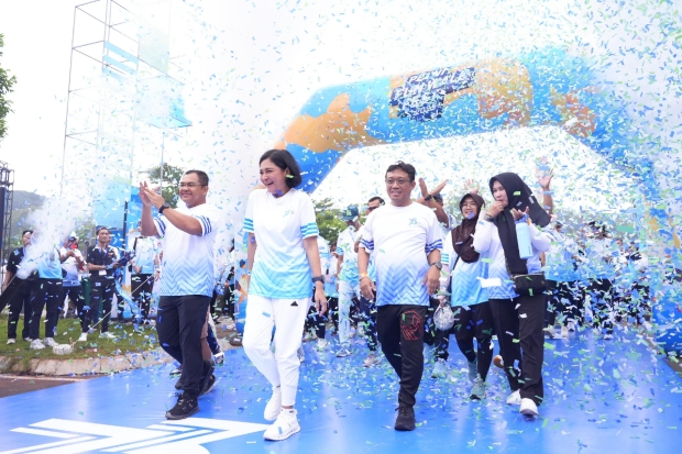 Wujudkan Gaya Hidup Sehat, PELNI Gelar PELNI Funwalk Fest 2025