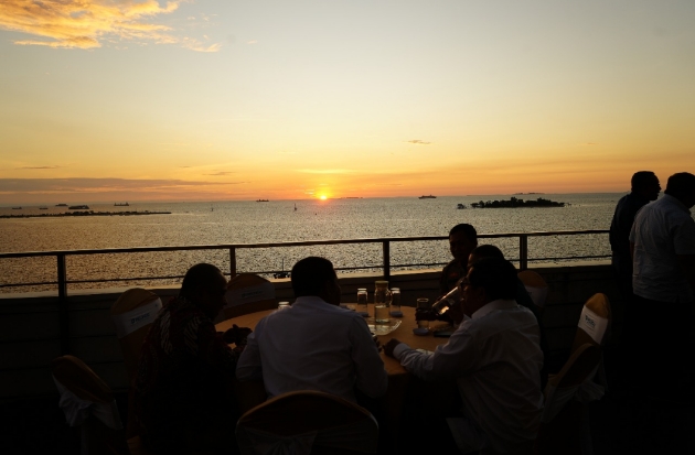 Pelindo Regional 4 Perkuat Sinergi Bersama Stakeholder lewat Coffee Sunset