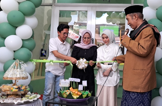 Outlet Macoco Resmi Hadir di Makassar, Sajikan Minuman & Dessert Sehat Berbahan Kelapa