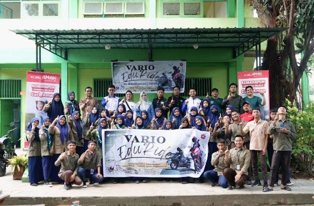Vario EduRide Gaungkan Budaya Cari Aman di Sekolah